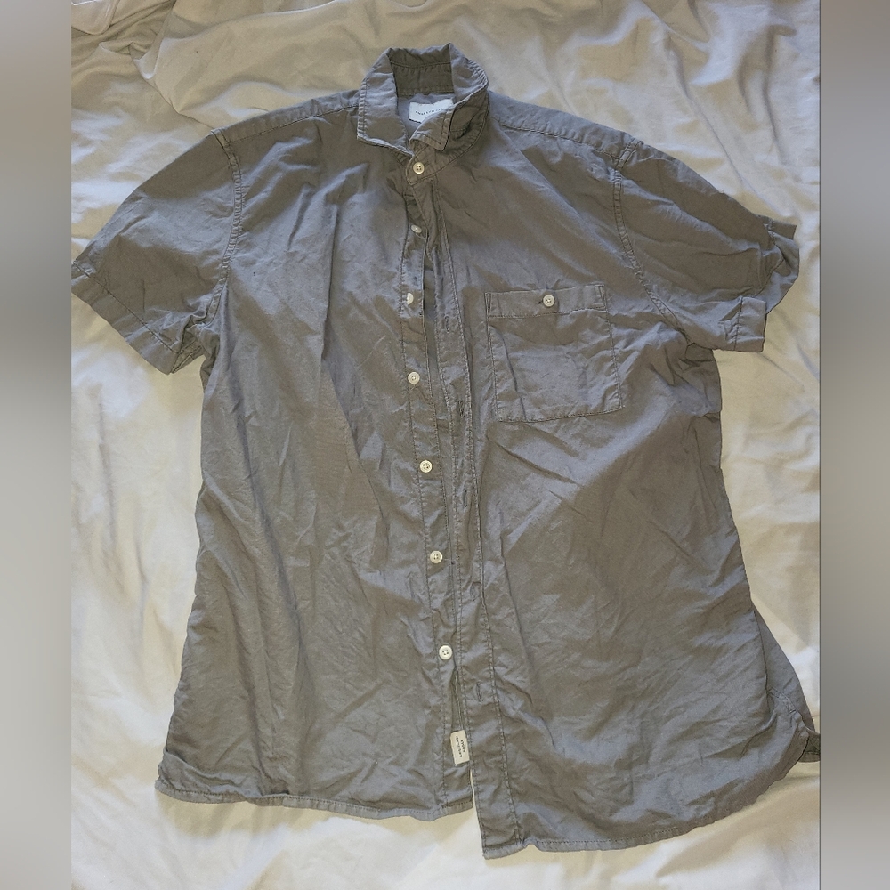 American Eagle Outfitters Men's Casual Gray Button Down Shirt